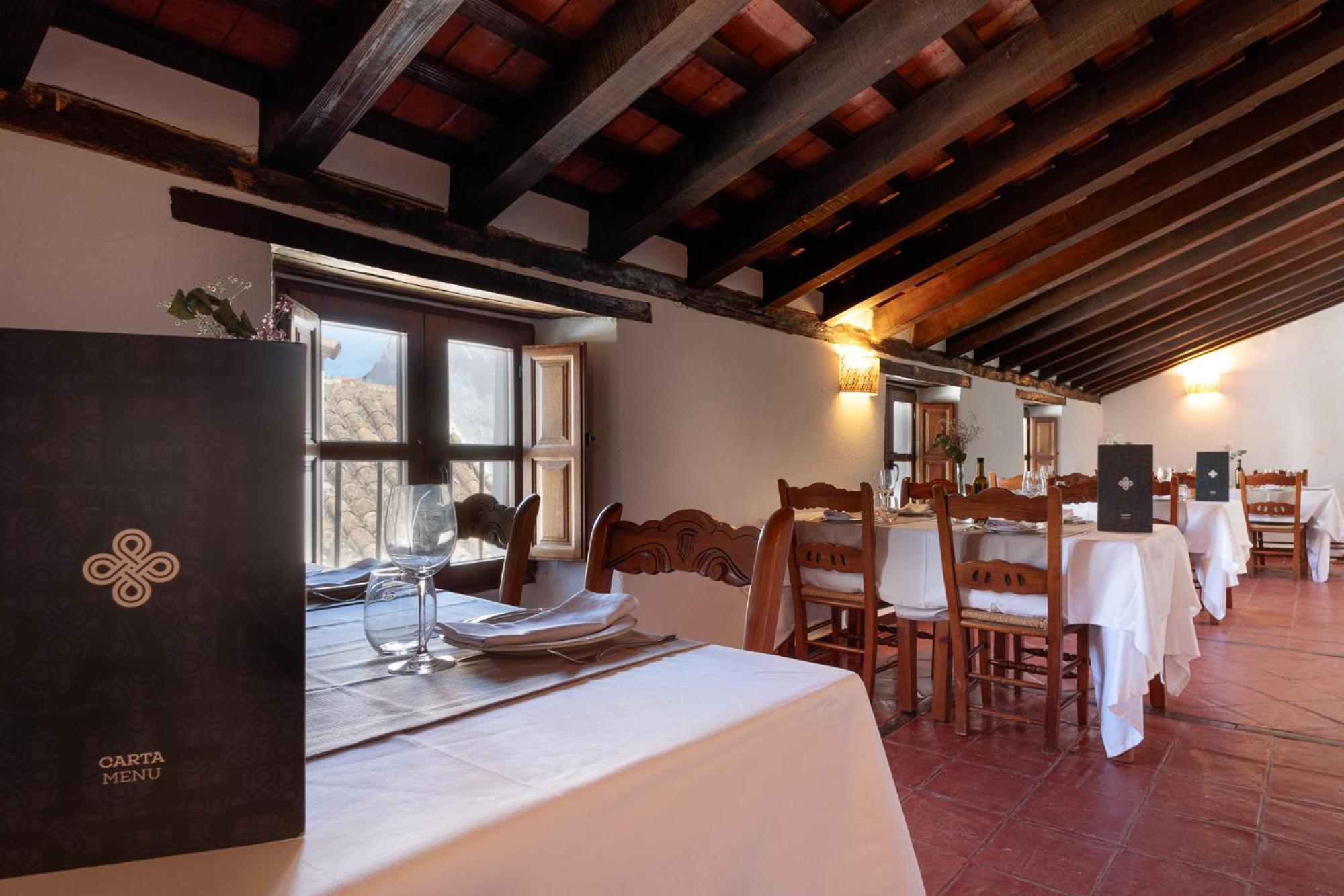 Casas Rurales Tugasa Castillo De Castellar 카스테야르데라폰테라 외부 사진